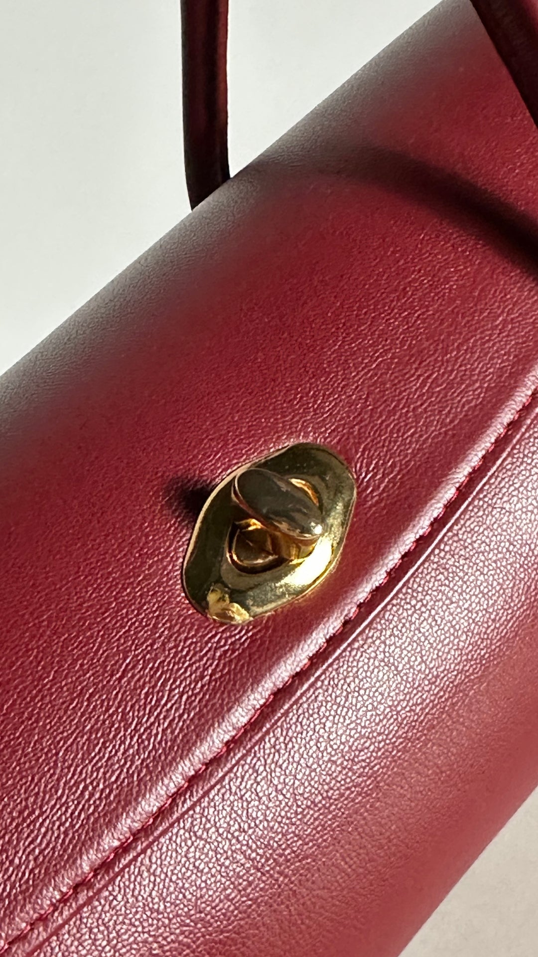 CARTETA BOTTIGLIA BURGUNDY