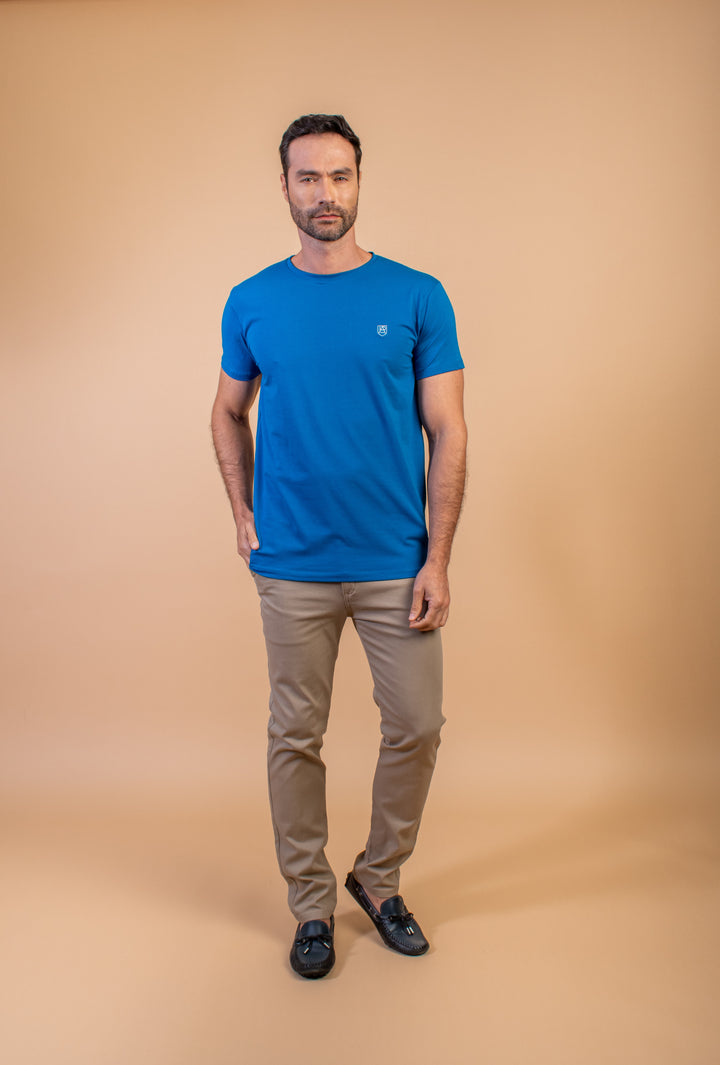 CAMISETA SLIM FIT AZUL REY