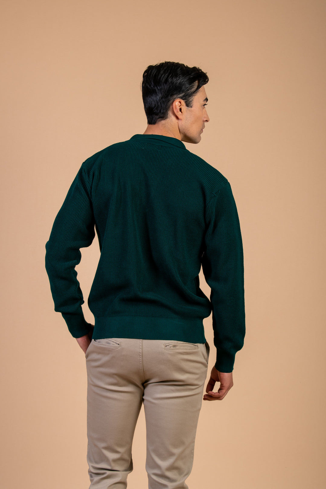 SWETER CUELLO V VERDE BOTELLA