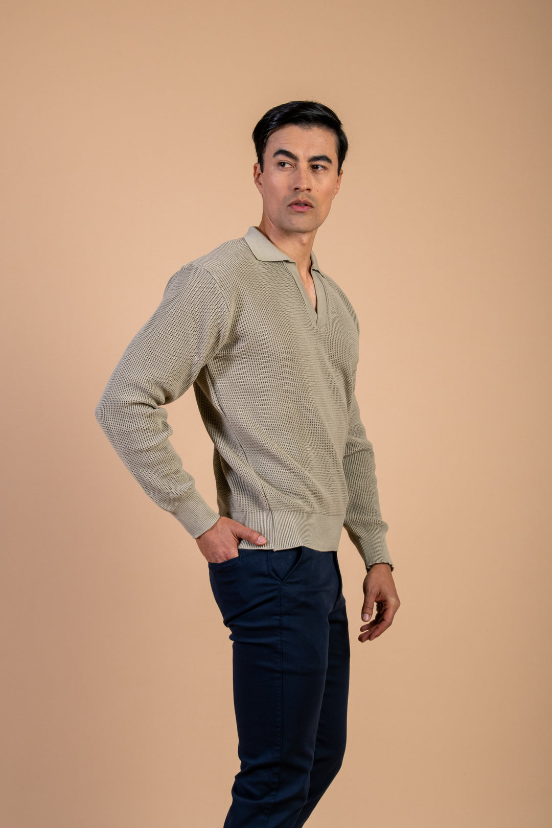 SWETER CUELLO V TABACO