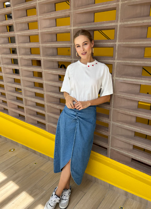 CAMISETA ASIMETRICA SLIM