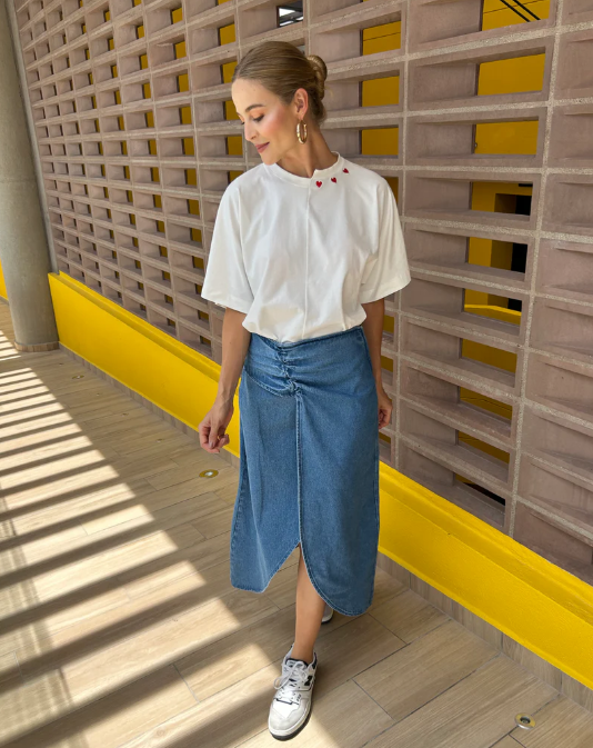 CAMISETA ASIMETRICA SLIM