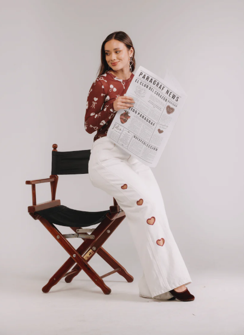 WIDE LEG JEANS CON BORDADOS CORAZÓN