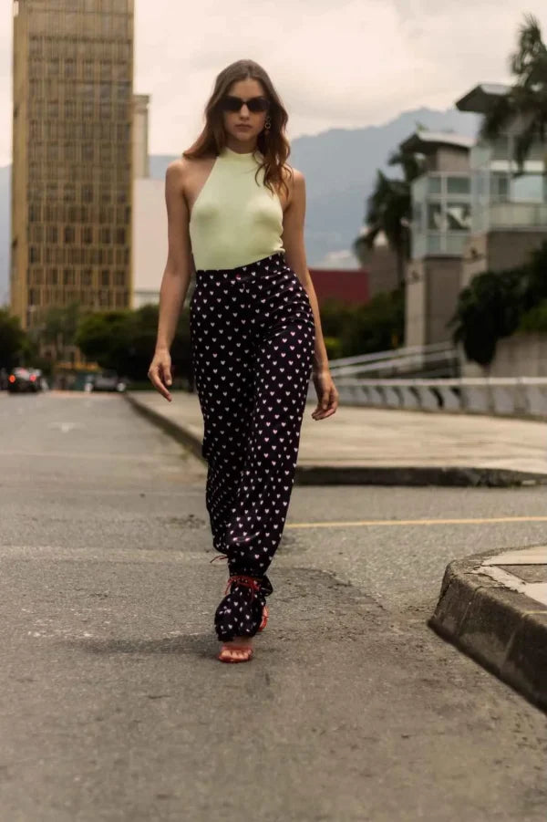 EL AMOR SON ESTOS PANTALONES