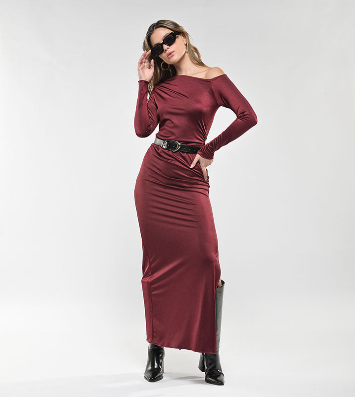 VESTIDO LARGO HOMBRO CAÍDO VINOTINTO