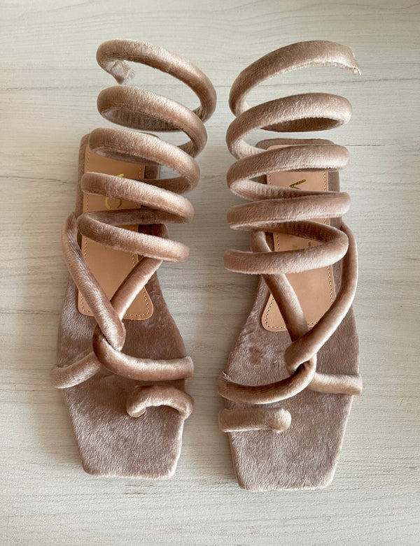 Zandalias Espiral Ghia Avellana Velvet