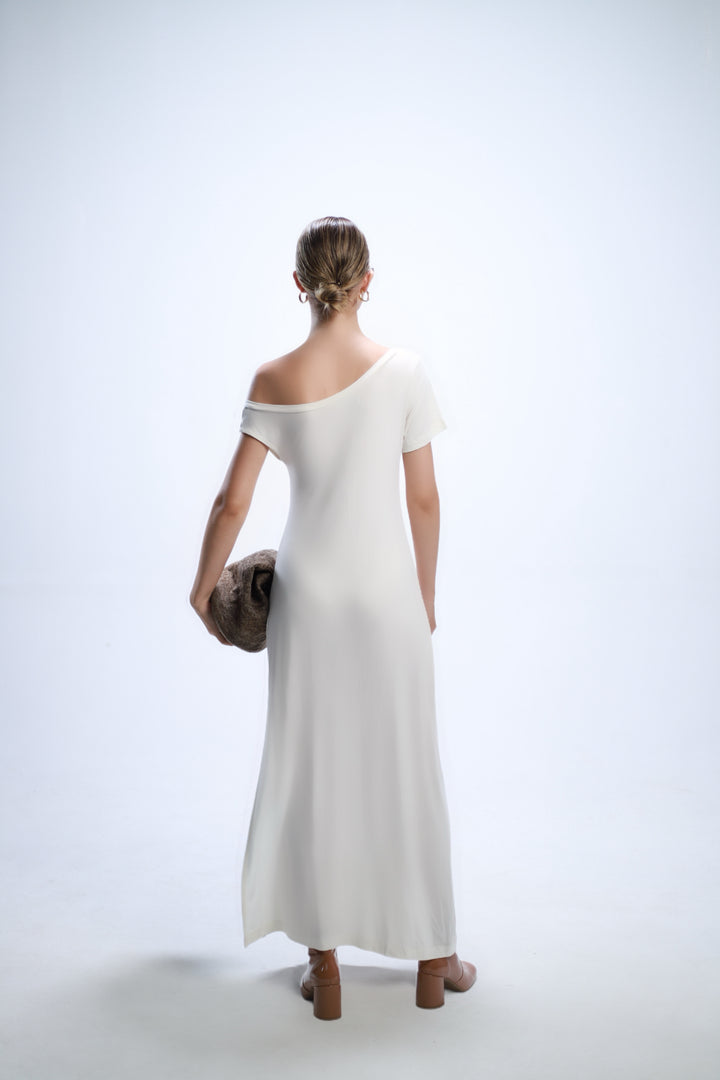 THE ASSYMETRIC DRESS CREMA