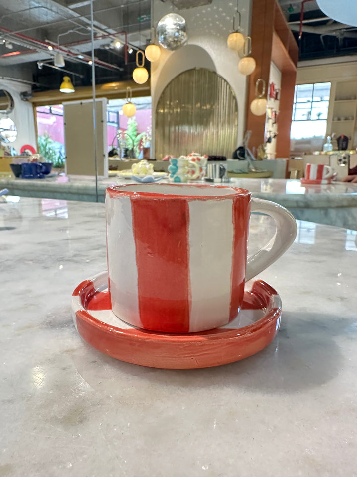 EXPERIENCIA DE PINTURA EN CERÁMICA