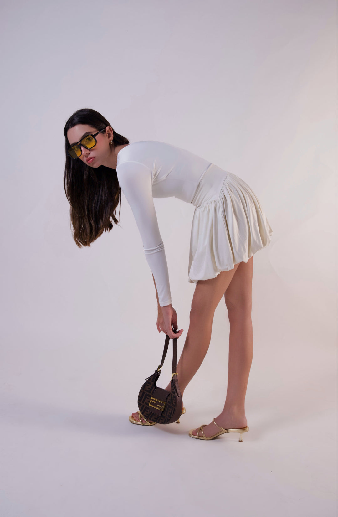 THE ONE SHOULDER BODYSUIT CREMA